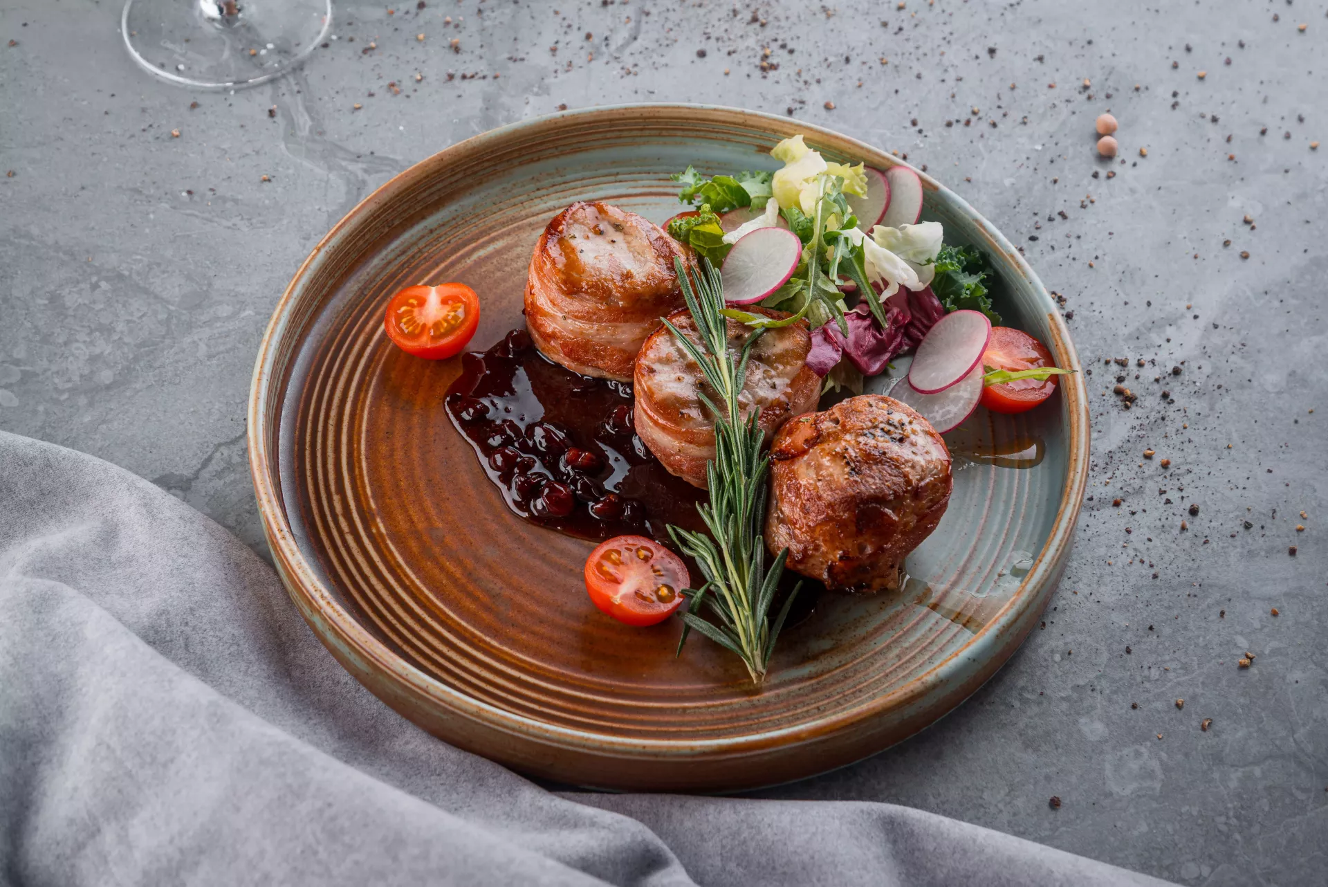 Новое меню в ресторане авторской кухни The Taste